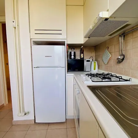 Fornari 48 Comfortable Flat Apartment Milan